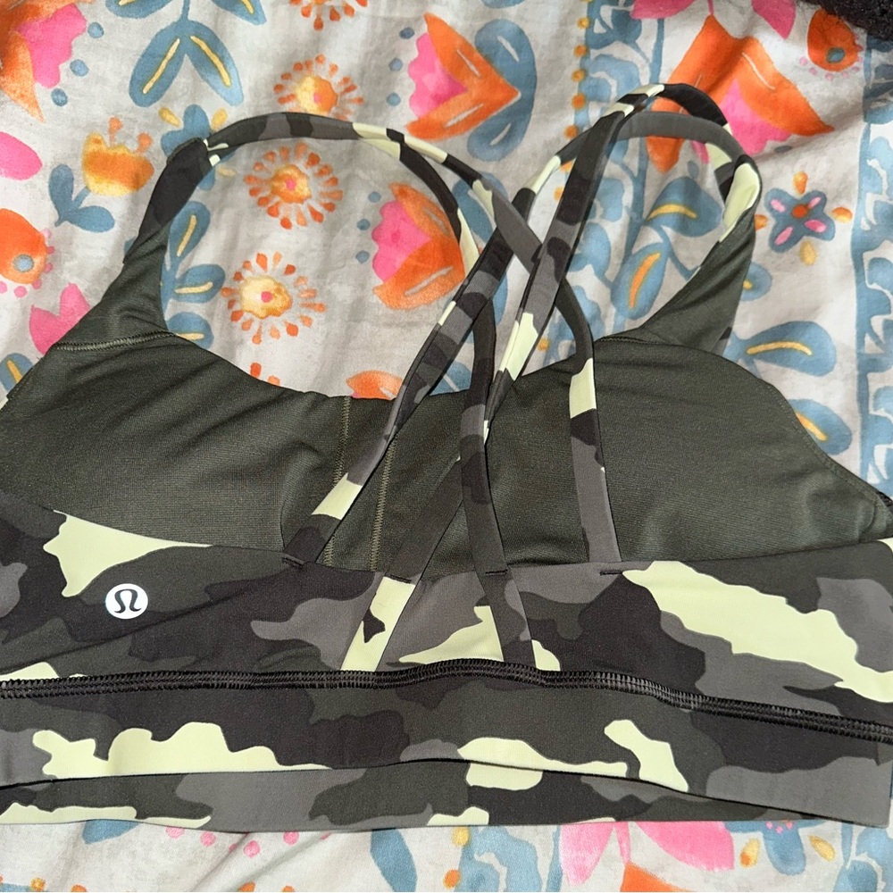 Lululemon Energy Sports Bra